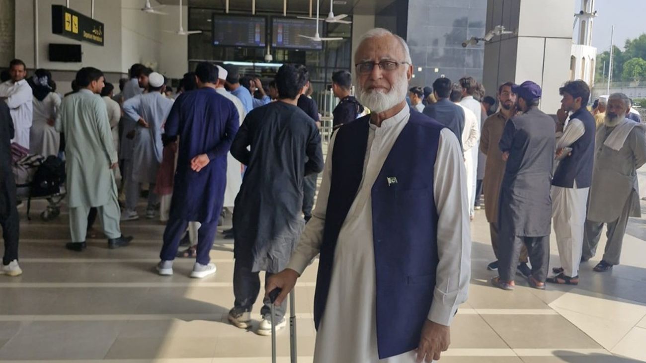 صدر الخدمت فاؤنڈیشن غزہ ریلیف سرگرمیاں تیز کرنے کیلئے قاہرہ روانہ صدر الخدمت فاؤنڈیشن ڈاکٹر حفیظ الرحمان غزہ ریلیف سرگرمیاں تیز کرنے کیلئے قاہرہ روانہ ہو گئے۔