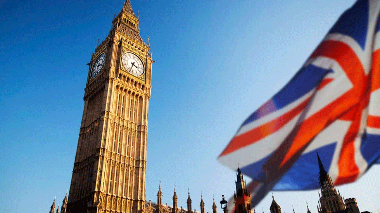 برطانیہ: بین الاقوامی گریجویٹ طلباء کے قیام کی مدت میں کمی کا اعلان international students UK
