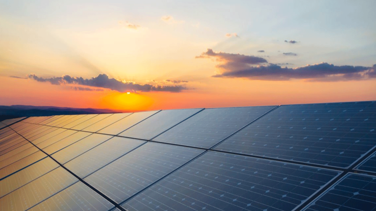 سولر پینلز اور انٹرنیٹ کی قیمتوں میں اضافے کا امکان solar panel tax