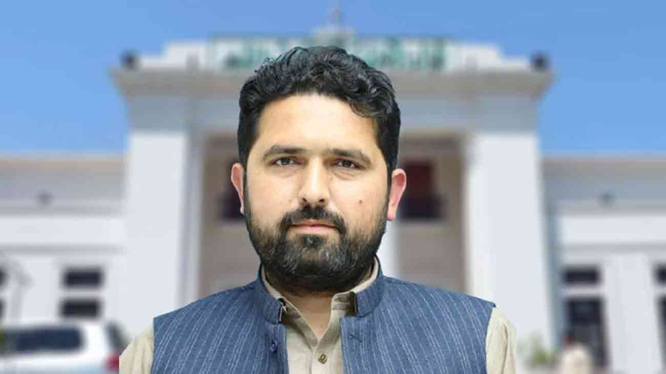 سہیل آفریدی کی وفاقی حکومت کی میٹنگ میں شرکت سے انکار وزیراعلیٰ خیبرپختونخوا سہیل آفریدی نے وفاقی حکومت کی زراعت اور افغان مہاجرین سے متعلق میٹنگ میں شرکت سے معذرت کرلی