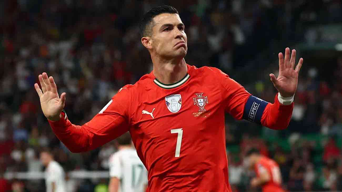 سب سے زیادہ معاوضہ لینے والے فٹبالرز کی فہرست جاری Cristiano Ronaldo Forbes 2025