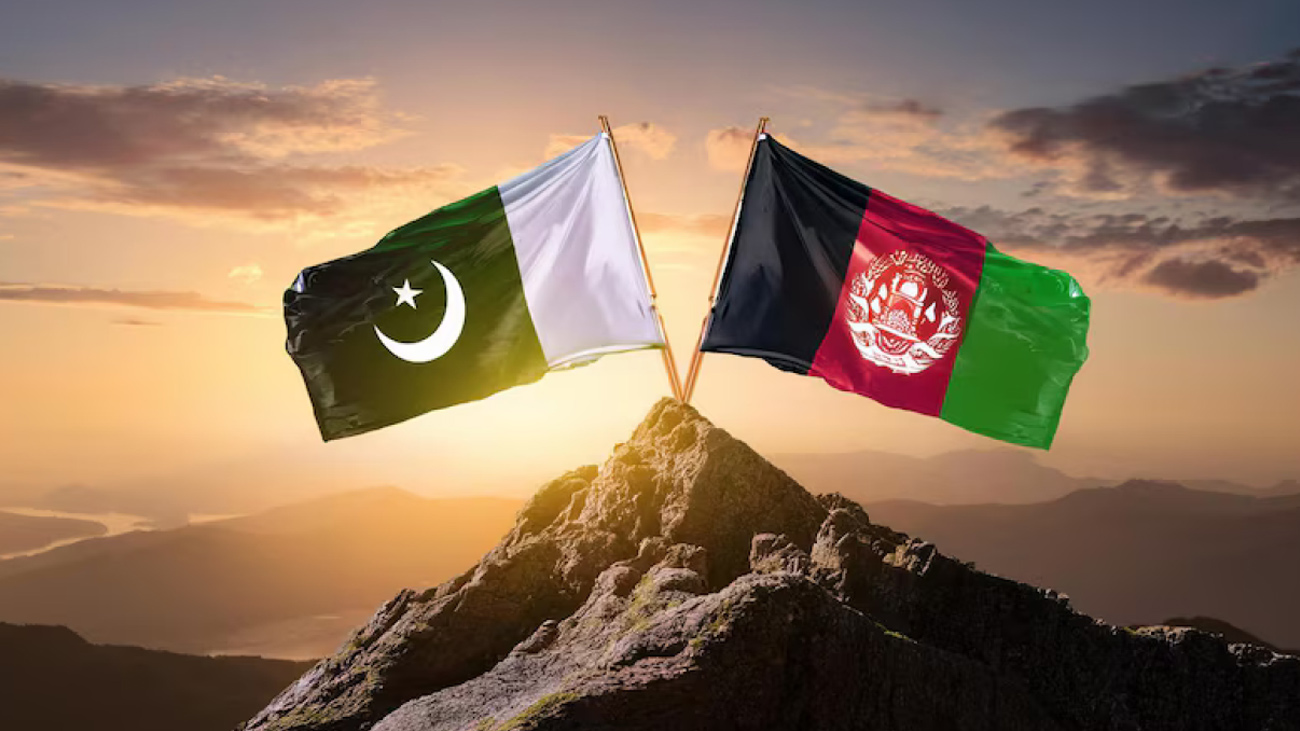 دہشتگردوں کی معاونت نامنظور، پاکستان کا افغان وفد کے سامنے دو ٹوک مؤقف استنبول میں ہونے والی بات چیت میں پاکستانی وفد نے افغان طالبان کے وفد کے سامنے اپنا حتمی مؤقف پیش کر دیا۔