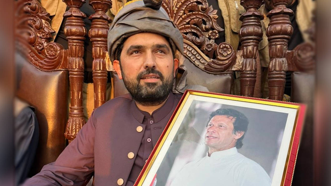 سہیل آفریدی کا عمران خان سے ملاقات نہ ہونے پر عدالت سے رجوع کا فیصلہ وزیراعلیٰ خیبرپختونخوا سہیل آفریدی نے بانی پی ٹی آئی عمران خان سے ملاقات نہ ہونے پر توہین عدالت کی درخواست دائر کرنے کا اعلان کردیا۔