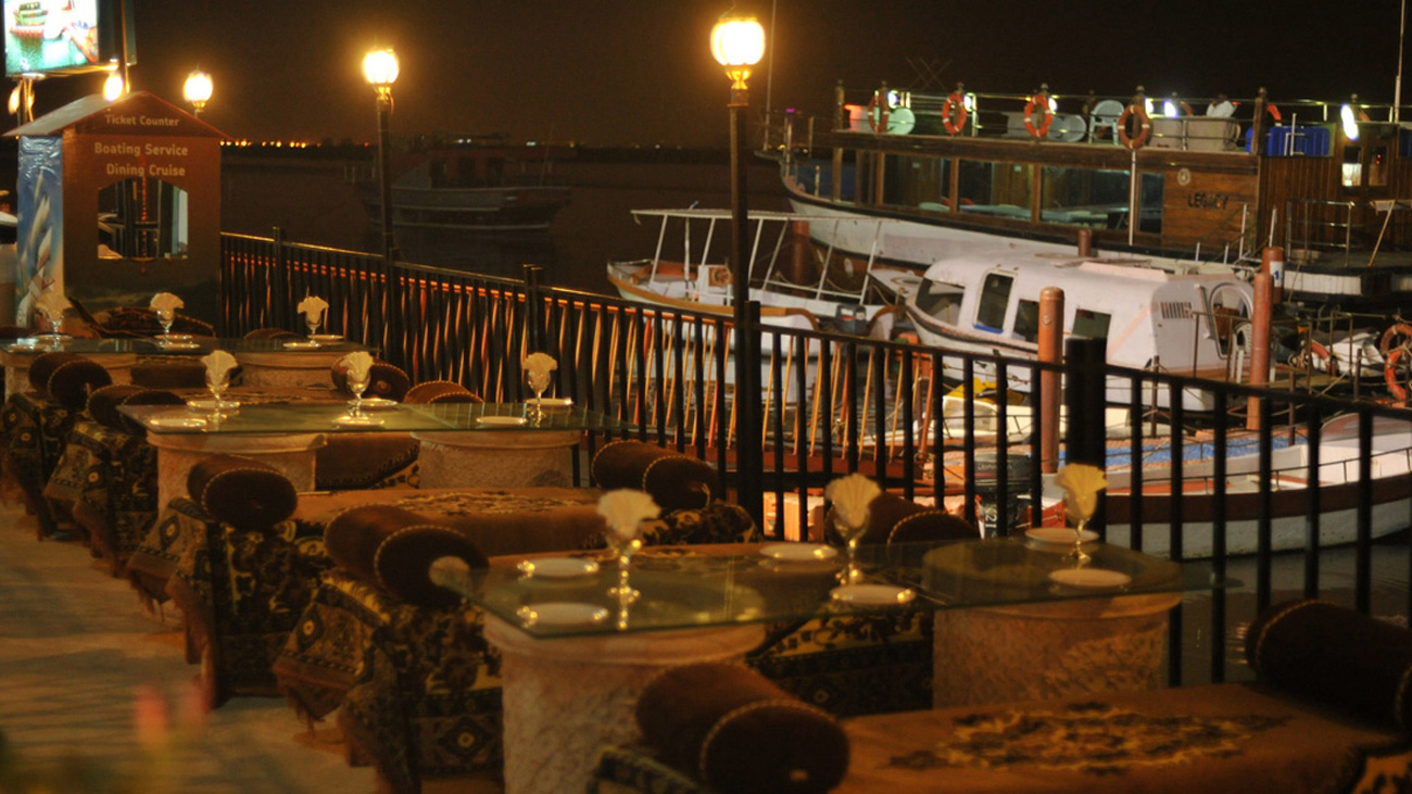 پی ایچ اے کا نہر کنارے شپ ریستوران اور پکنک پوائنٹس کی تعمیر کا اعلان پارکس اینڈ ہارٹی کلچر اتھارٹی (پی ایچ اے ) پنجاب نے نہر کنارے شپ ریسٹورنٹ اور پکنک پوائنٹس کی تعمیر کا اعلان کردیا۔