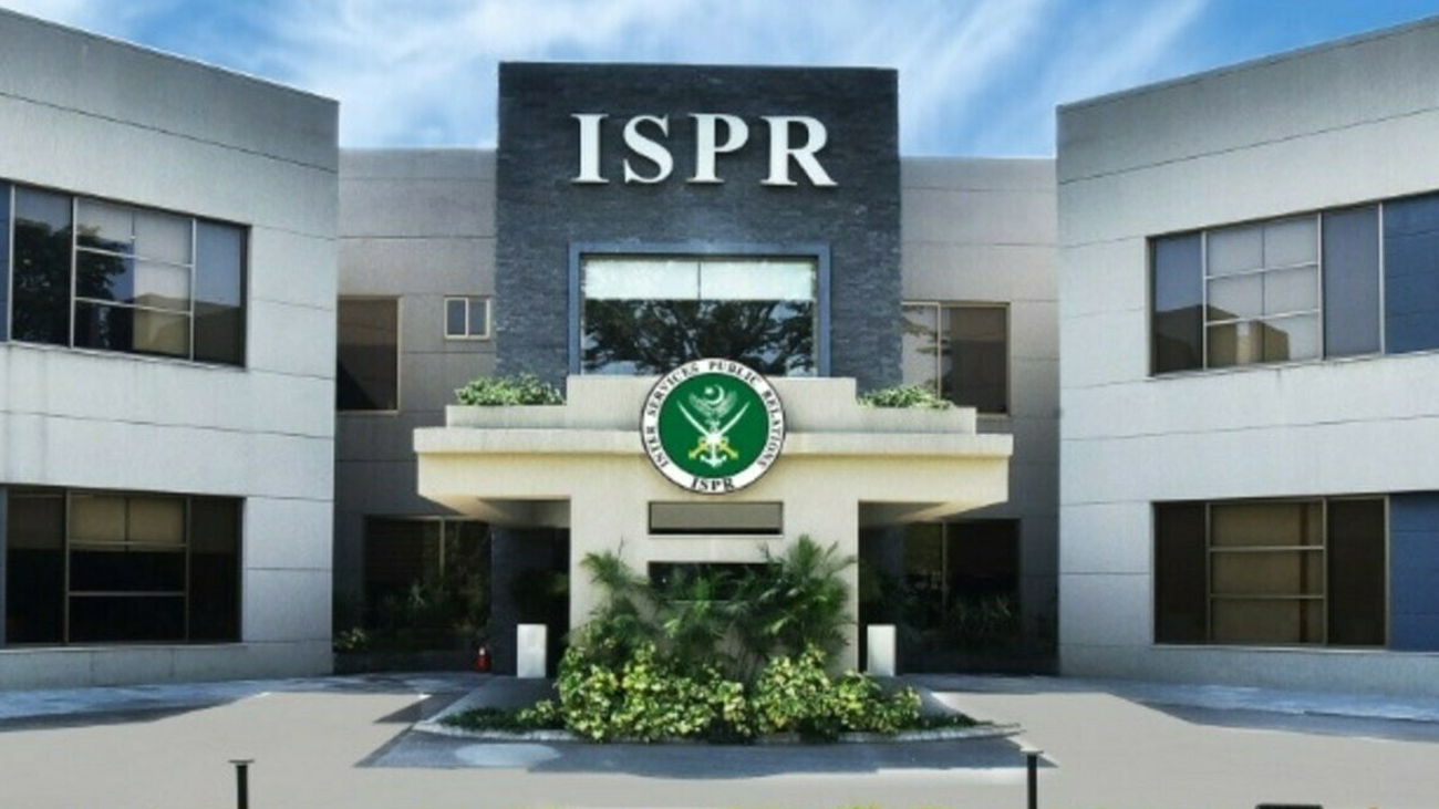 باجوڑ: افغانستان سے دراندازی کی کوشش ناکام، خارجی کمانڈر سمیت 4 دہشتگرد ہلاک خیبرپختونخوا کے ضلع باجوڑ میں سکیورٹی فورسز نے پاک افغان سرحد پر فتنہ الخوارج کی دراندازی کی کوشش ناکام بناتے ہوئے خارجی کمانڈر سمیت 4 دہشت گردوں کو جہنم واصل کر دیا۔