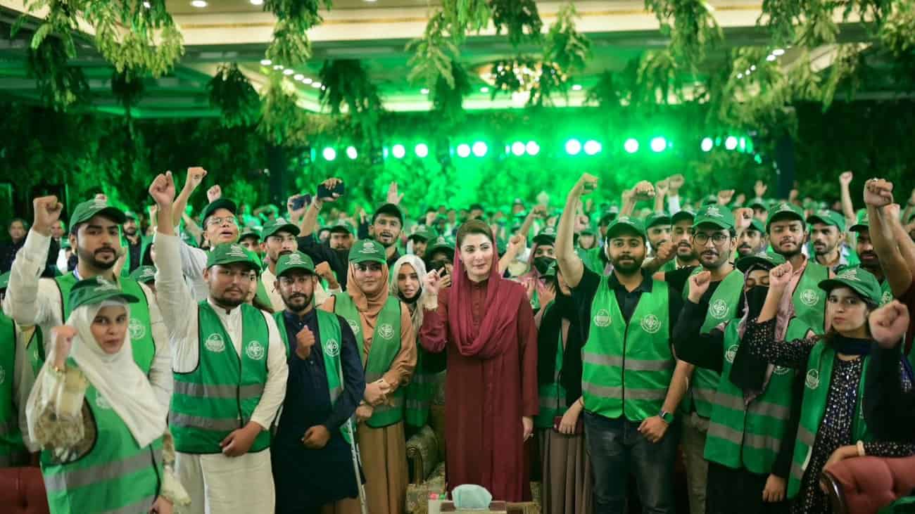 سموگ کا خاتمہ: لاہور میں 48 لاکھ پودے لگانے کا فیصلہ وزیرِ اعلیٰ پنجاب مریم نواز شریف کا ماحول دوست منصوبہ لنگز آف لاہورماحولیاتی آلودگی کے تدارک کے لیے دنیا بھر میں اپنی مثال قائم کرنے کو تیار ہے