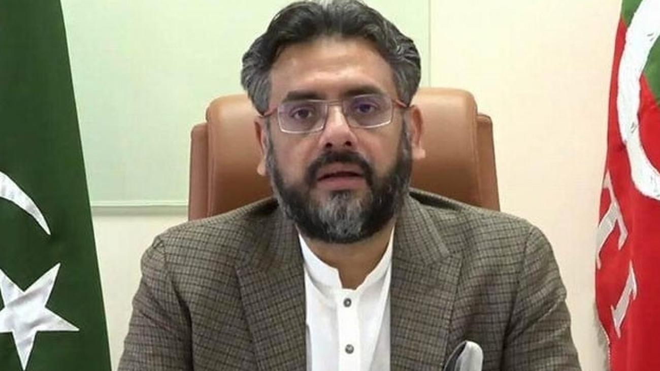 مشیر خزانہ کے پی نے آٹے کی قیمتوں میں اضافے پر حکومت کو آڑے ہاتھوں لے لیا مشیر خزانہ خیبرپختونخوا مزمل اسلم نے گندم اور آٹے کے نرخوں میں اضافے پر وفاقی حکومت کو آڑے ہاتھوں لے لیا۔