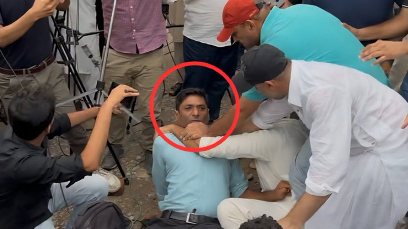بانی پی ٹی آئی عمران خان کی ہمشیرہ علیمہ خان کی اڈیالا جیل کے باہر میڈیا ٹاک کے دوران بدنظمی پیدا ہو گئی۔
