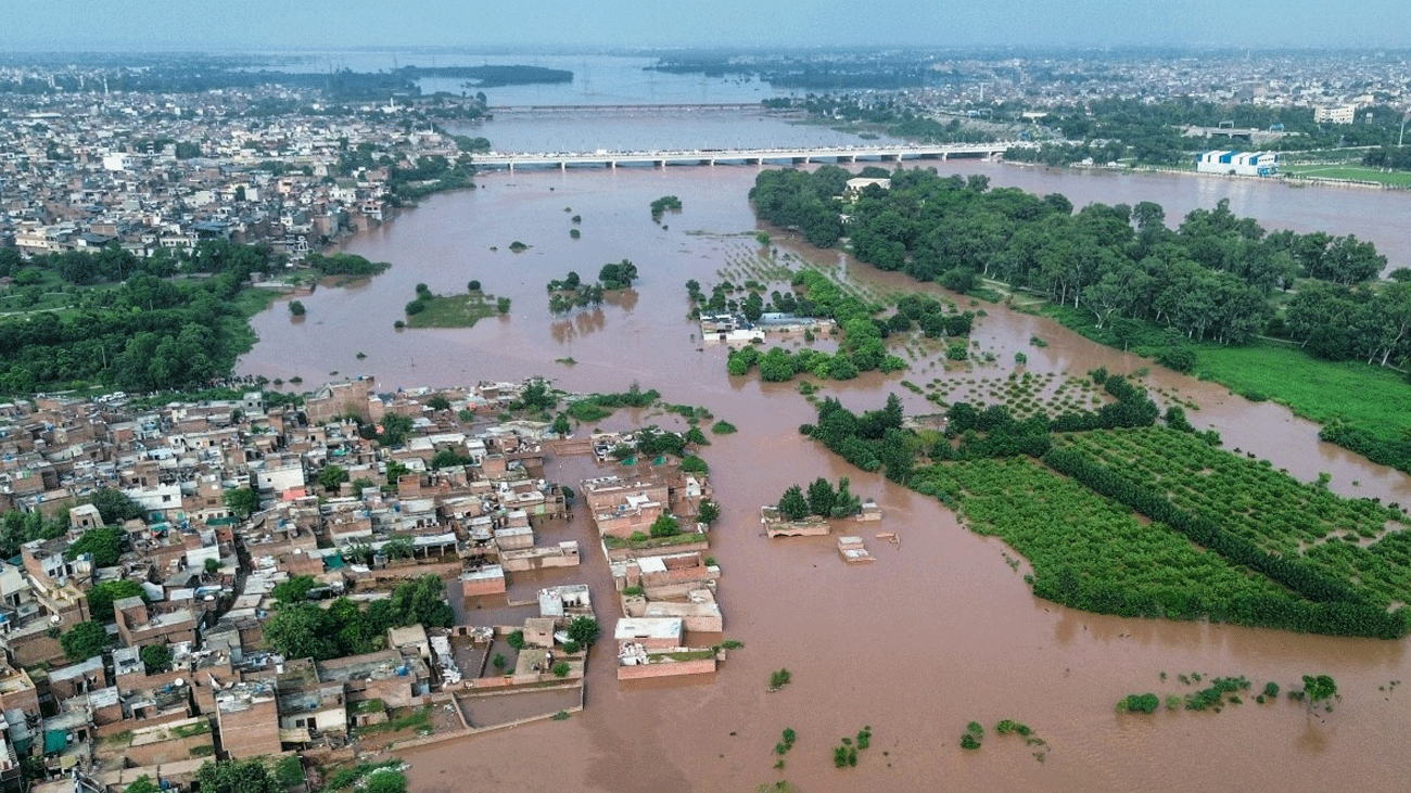 پنجاب میں سیلابی صورت حال برقرار، ہائی الرٹ جاری flood alert Punjab