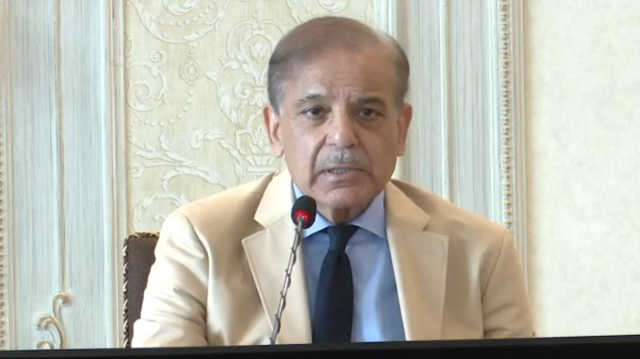 وفاقی کابینہ نے سیلاب کے بعد پیدا ہونے والی صورتحال کے تناظر میں ملک میں ماحولیاتی اور زرعی ایمرجنسی کے نفاذ کی منظوری دے دی۔