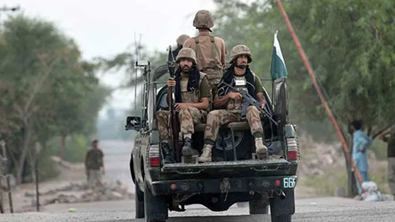  پاک فوج کے شعبہ تعلقات عامہ (آئی ایس پی آر) کے مطابق بلوچستان کے ضلع مستونگ میں آپریشن کے دوران چار بھارتی سپانسرڈ دہشت گردوں کو جہنم واصل کر دیا گیا۔