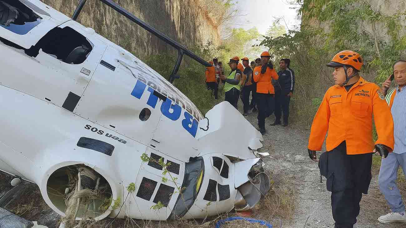جکارتہ: ہیلی کاپٹر حادثے میں چار افراد جاں بحق helicopter crash Indonesia