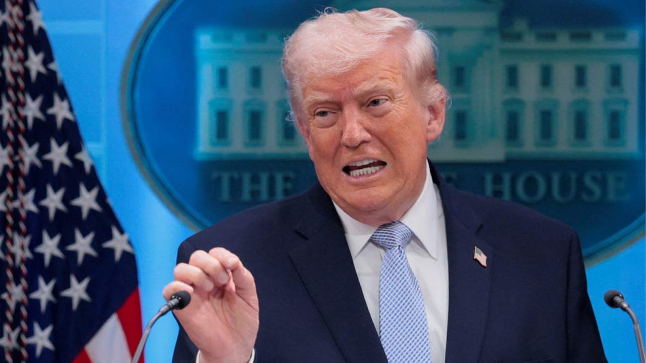 امریکی صدر ڈونلڈ ٹرمپ نے کہا ہے کہ اگر ایرانی جہاز ہماری ناکہ بندی کے قریب بھی آئے تو انہیں تباہ کر دیں گے۔