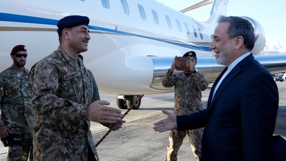 پاکستان کا اعلیٰ سطحی وفد ایران پہنچ گیا: آئی ایس پی آر