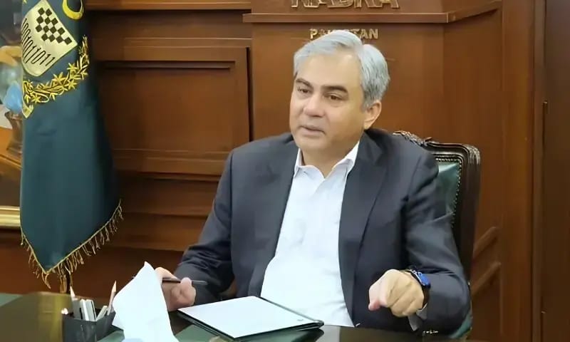 محسن نقوی میڈیا سے گفتگو کرتے ہوئے