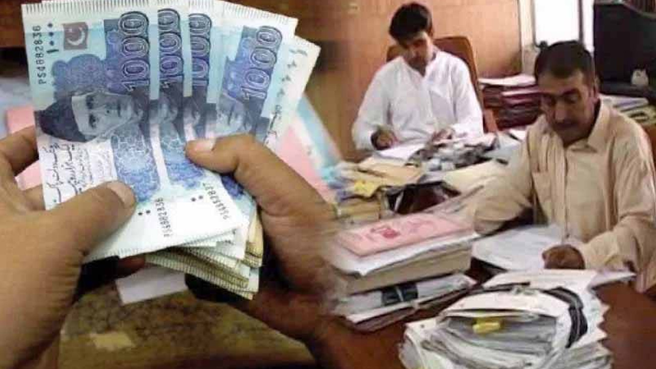 تنخواہوں میں اضافہ/فائل فوٹو