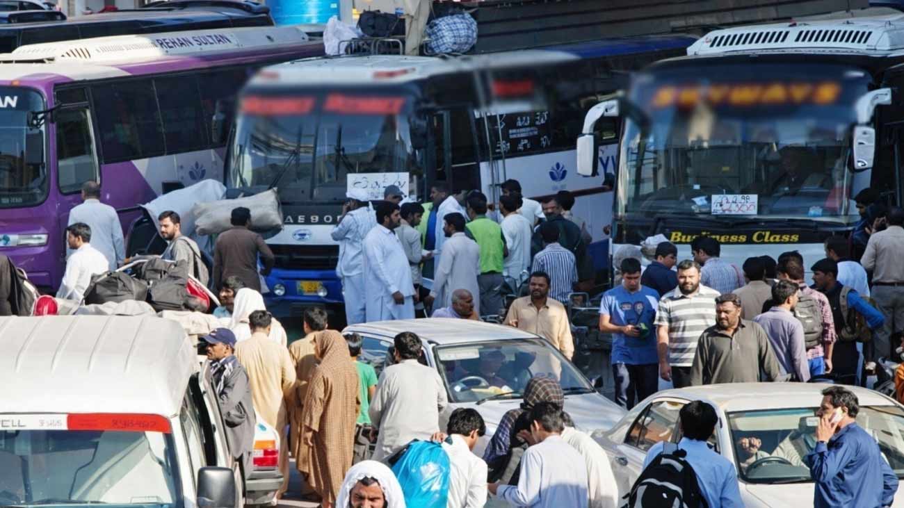 ڈیزل کی قیمت میں اضافہ، ٹرانسپورٹرز نے بھی کرائے بڑھا دیے