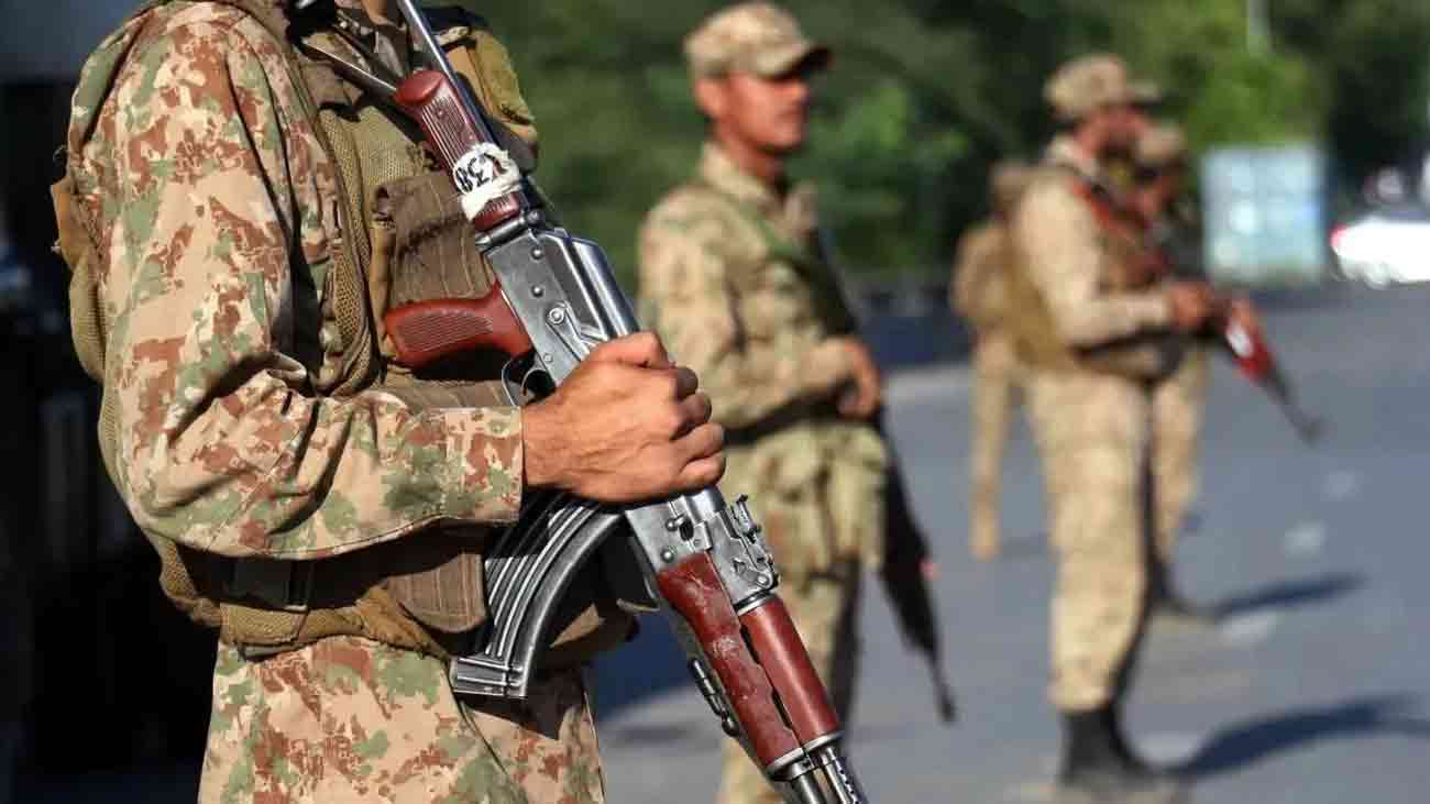 خیبرپختونخوا: سیکیورٹی فورسز کے آپریشنز، 24 خوارج ہلاک