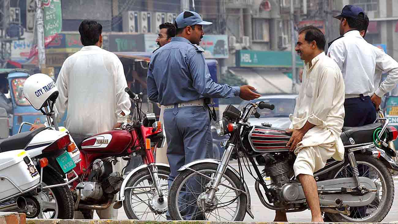 ٹریفک پولیس لاہور کیلئے نئے یونیفارم کی منظوری