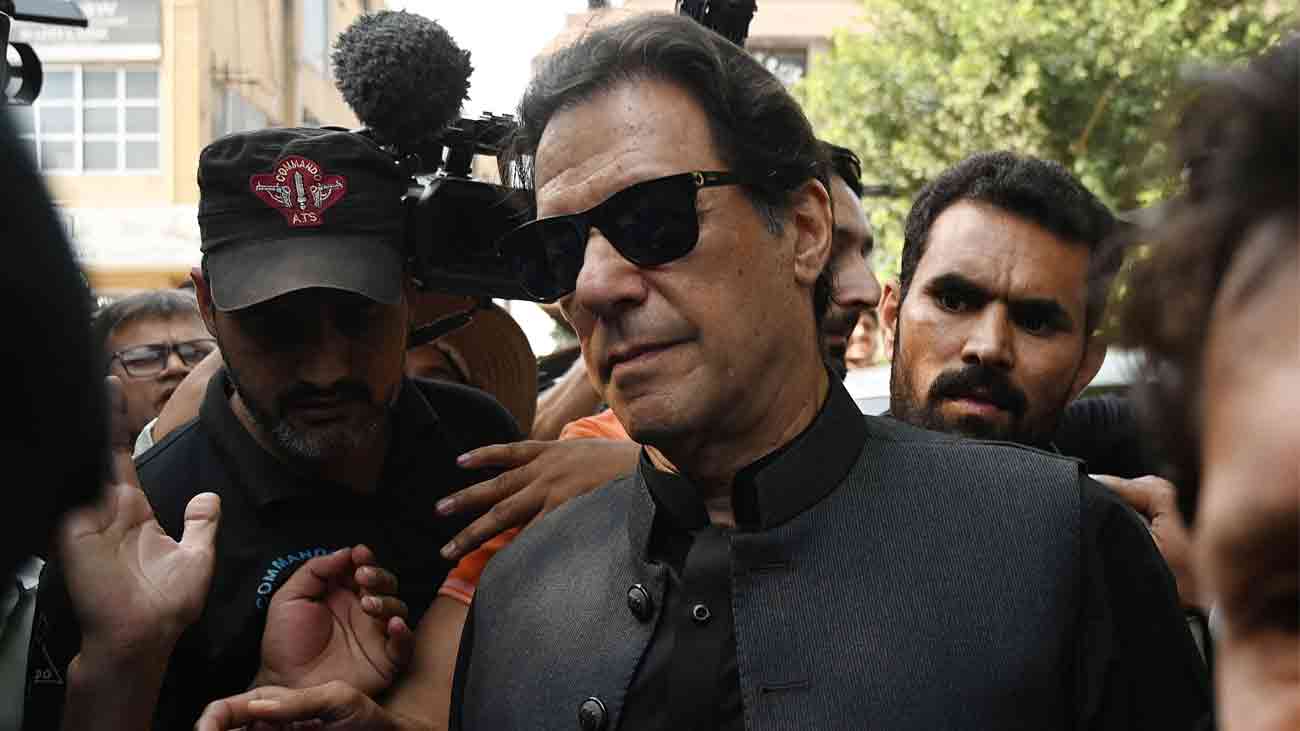 عمران خان اڈیالہ جیل میں دن کیسے گزارتے ہیں؟