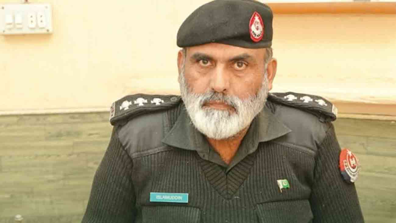 ڈی ایس پی اسلام الدین خان ہارٹ اٹیک سے انتقال کر گئے