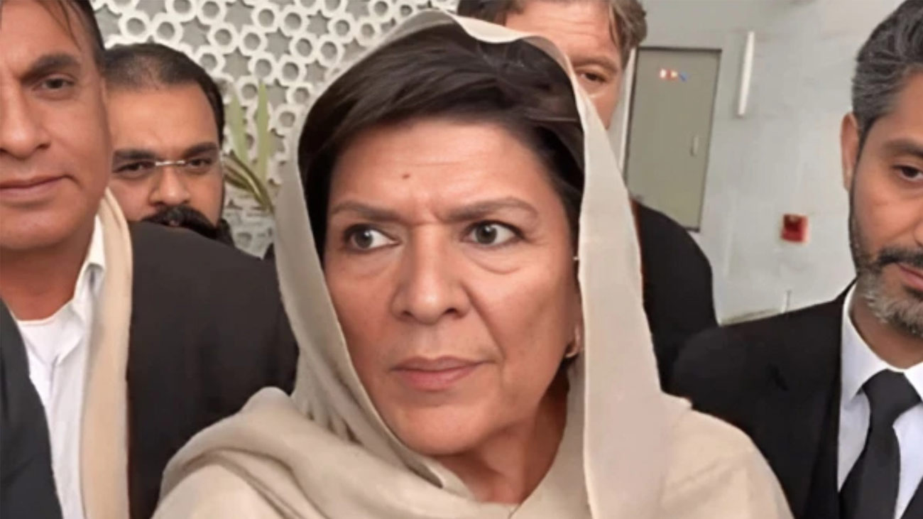 عدالت نے 26 نومبر احتجاج کیس میں بانی پی ٹی آئی عمران خان کی ہمشیرہ علیمہ خان کی ایک روزہ حاضری معافی کی درخواست منظور کر لی۔