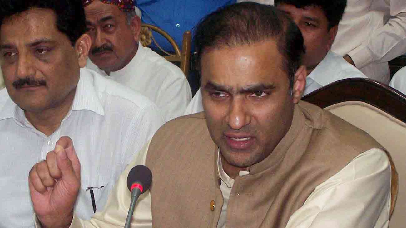 عابد شیر علی انے الیکشن کمیشن سے معافی مانگ لی