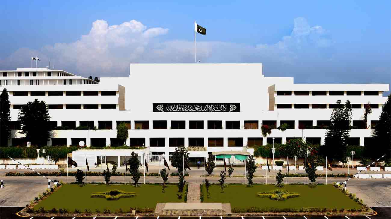 قومی اسمبلی: پی ٹی آئی اراکین اسمبلی آپس میں لڑ پڑے