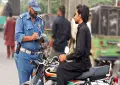 ہیلمٹ نہ پہنا تو موٹرسائیکل بھی بند، کریک ڈاؤن شروع