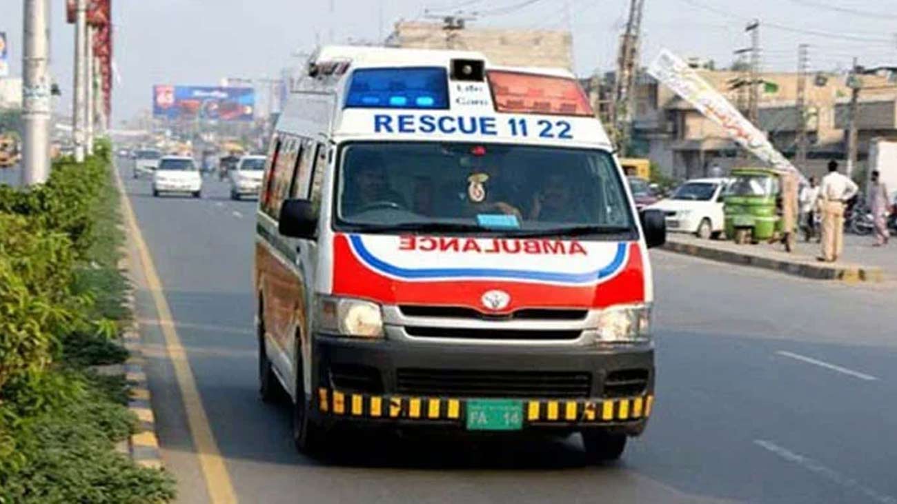 لاہور: نشتر کالونی کے علاقے میں ورکشاپ کی چھت گر گئی، 4 افراد زخمی