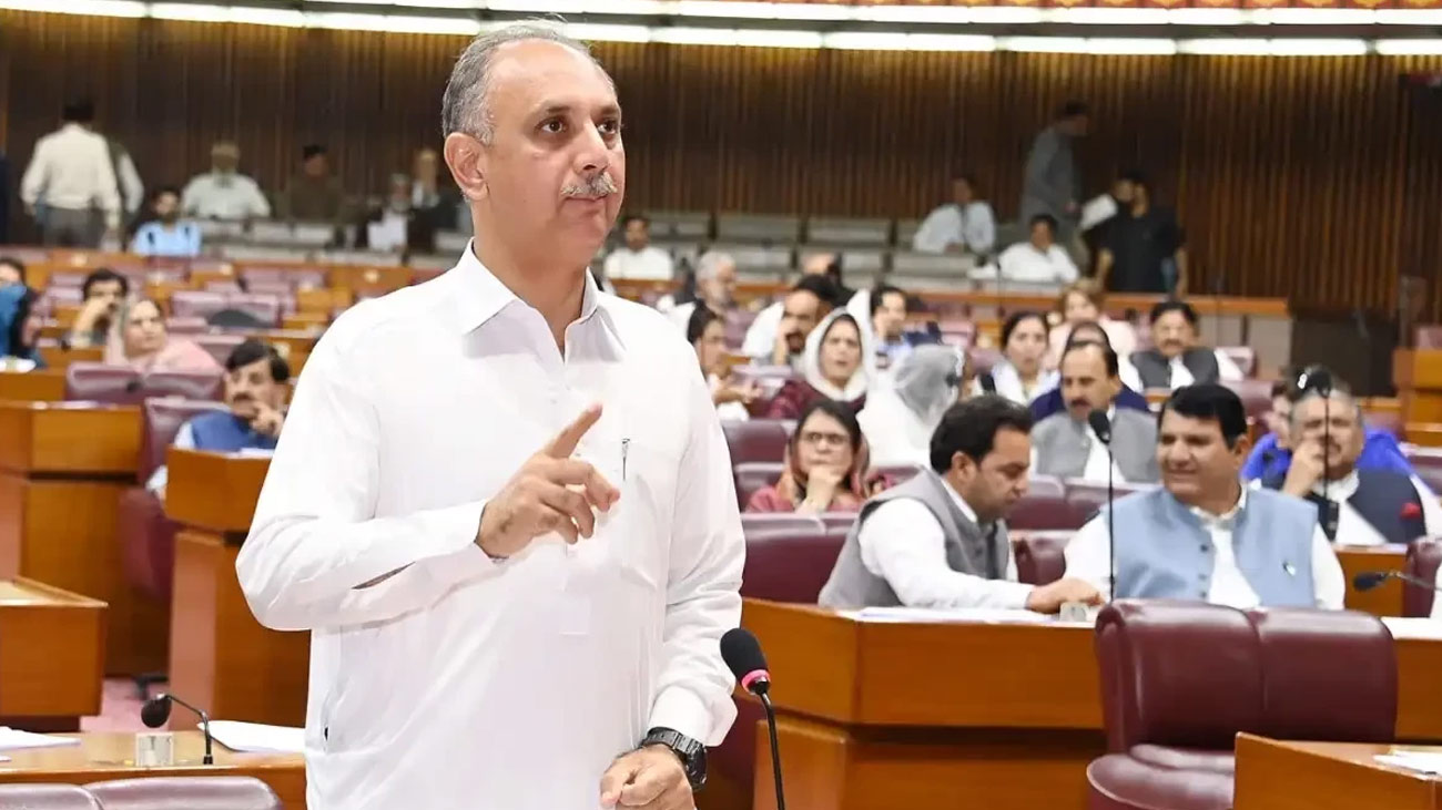 پی ٹی آئی رہنما عمر ایوب