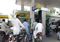 ڈیزل مزید مہنگا، پیٹرول کی قیمت میں 1 روپے کی معمولی کمی