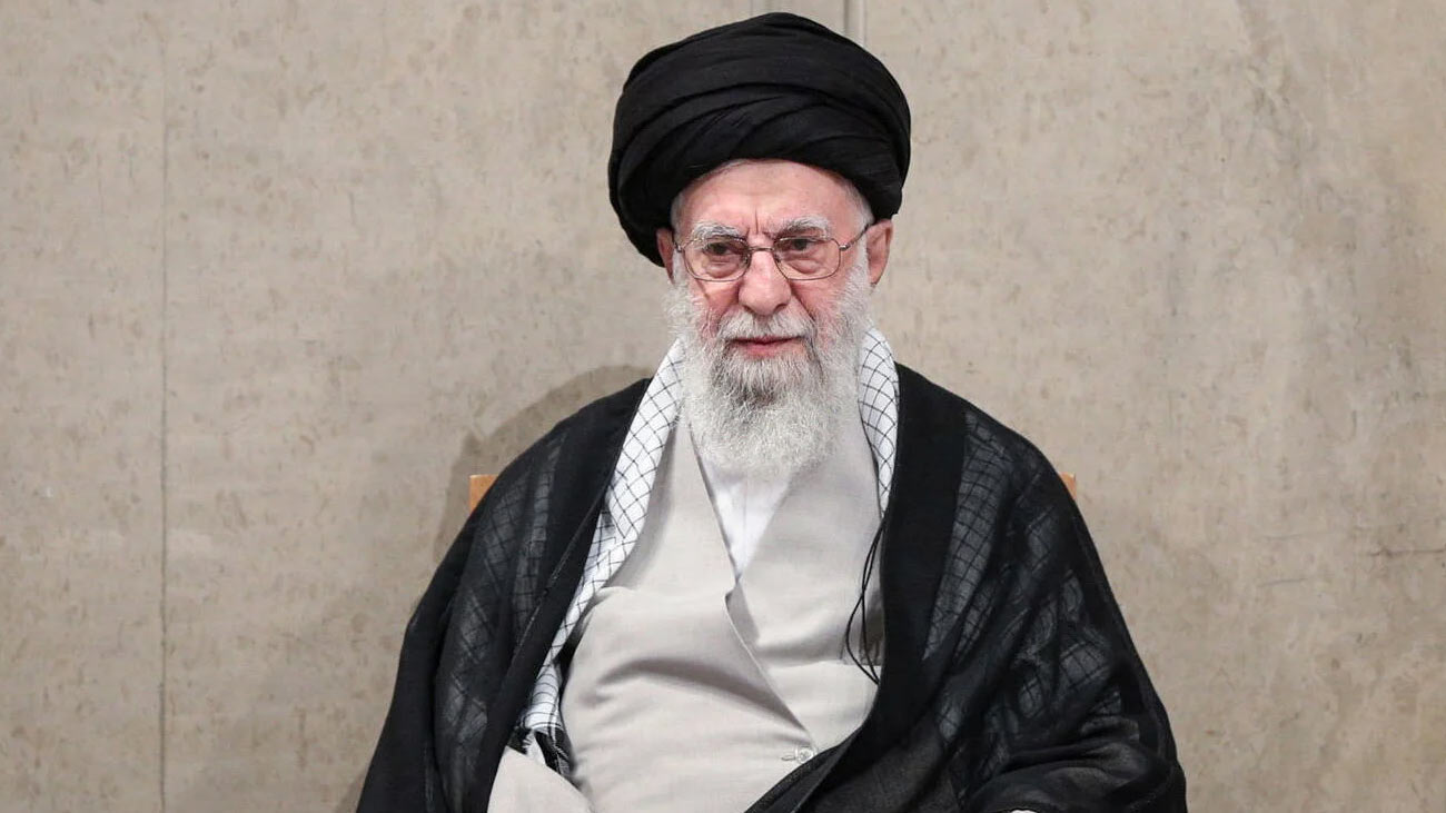 ایران کے سابق سپریم لیڈر سید علی خامنہ ای شہید کی نماز جنازہ و تدفین کا اعلان کر دیا گیا۔