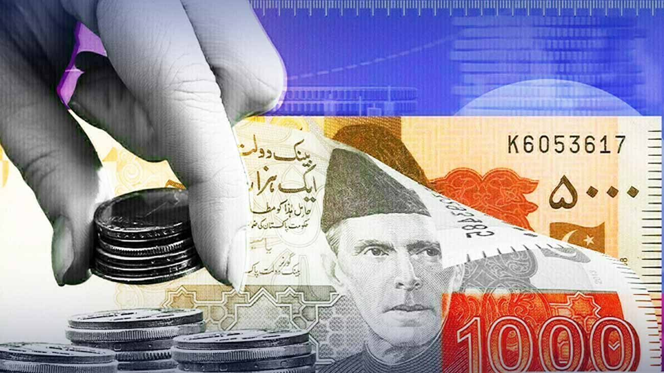 وفاقی حکومت کی جانب سے یکم جولائی 2026 سے سرکاری ملازمین اور تنخواہ دار طبقے کے لیے انکم ٹیکس کے نئے سلیب متعارف کرا دیے گئے۔