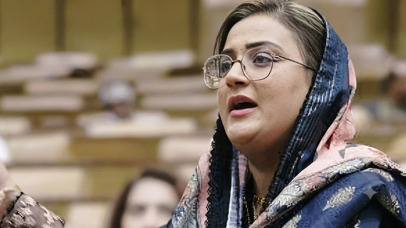 وزیر اطلاعات پنجاب عظمیٰ بخاری