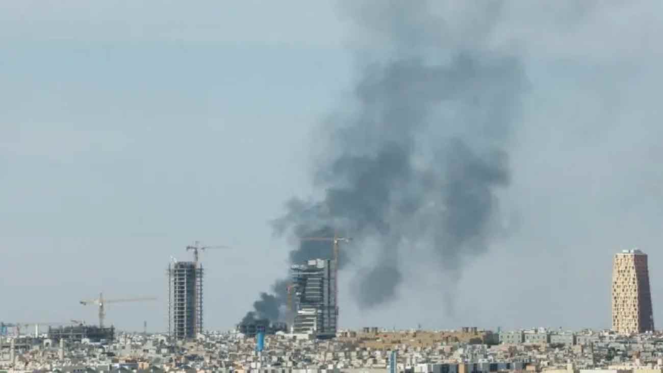 مشرق وسطیٰ میں جاری کشیدگی میں کمی نہ آسکی، سعودی عرب کے شہر خرج میں رہائشی علاقے پر ڈرون حملے کے نتیجے میں دو افراد ہلاک جبکہ متعدد زخمی ہونے کی اطلاعات سامنے آئی ہیں۔