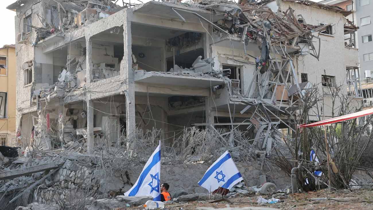 ایرانی میزائل حملوں سے اسرائیل میں تباہی،100 سے زائد زخمی