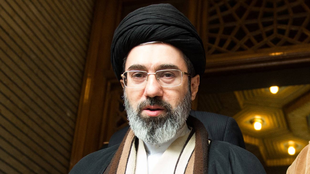 ایرانی سپریم لیڈر سید مجتبیٰ علی خامنہ ای نے کہا ہے کہ اللہ کا شکر ہے دشمن ٹوٹ چکا ہے، ہمارا اتحاد اسے جھکنے پر مجبور کر دے گا۔