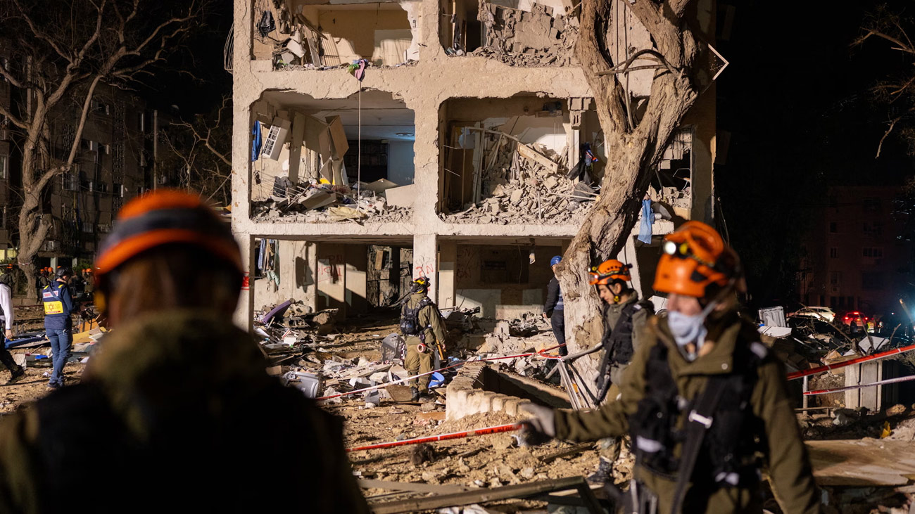 ایرانی میزائل حملہ، اسرائیلی شہر عراد میں تباہی، 6 ہلاک