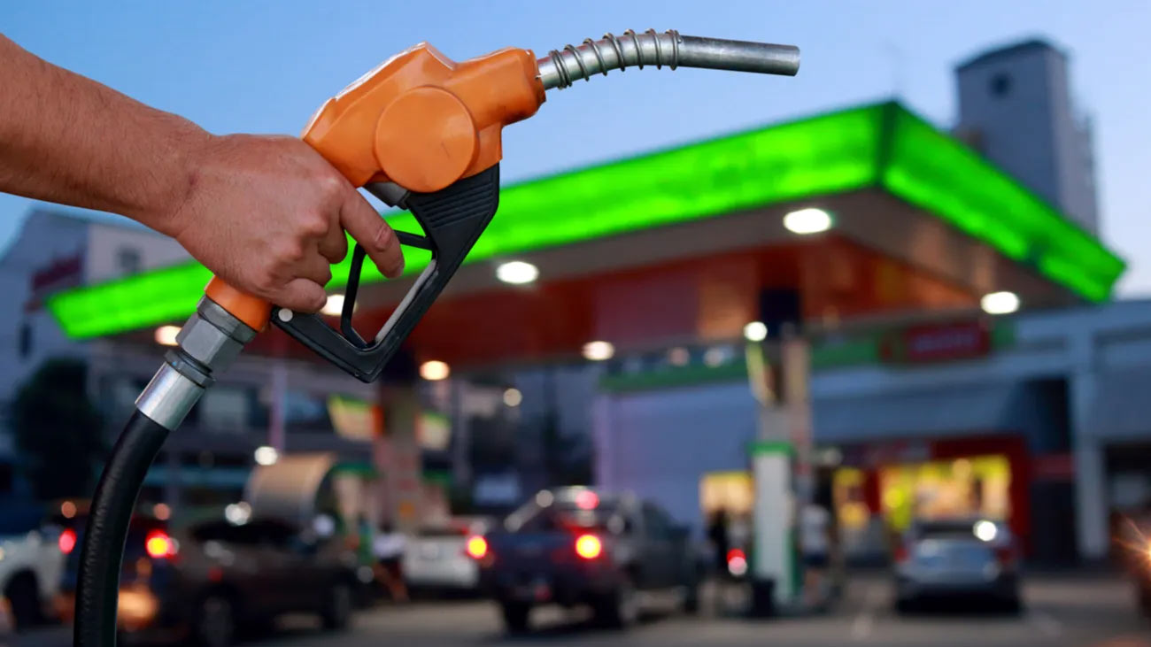 امارات میں پٹرولیم مصنوعات کی قیمتیں بلند ترین سطح پر جا پہنچیں