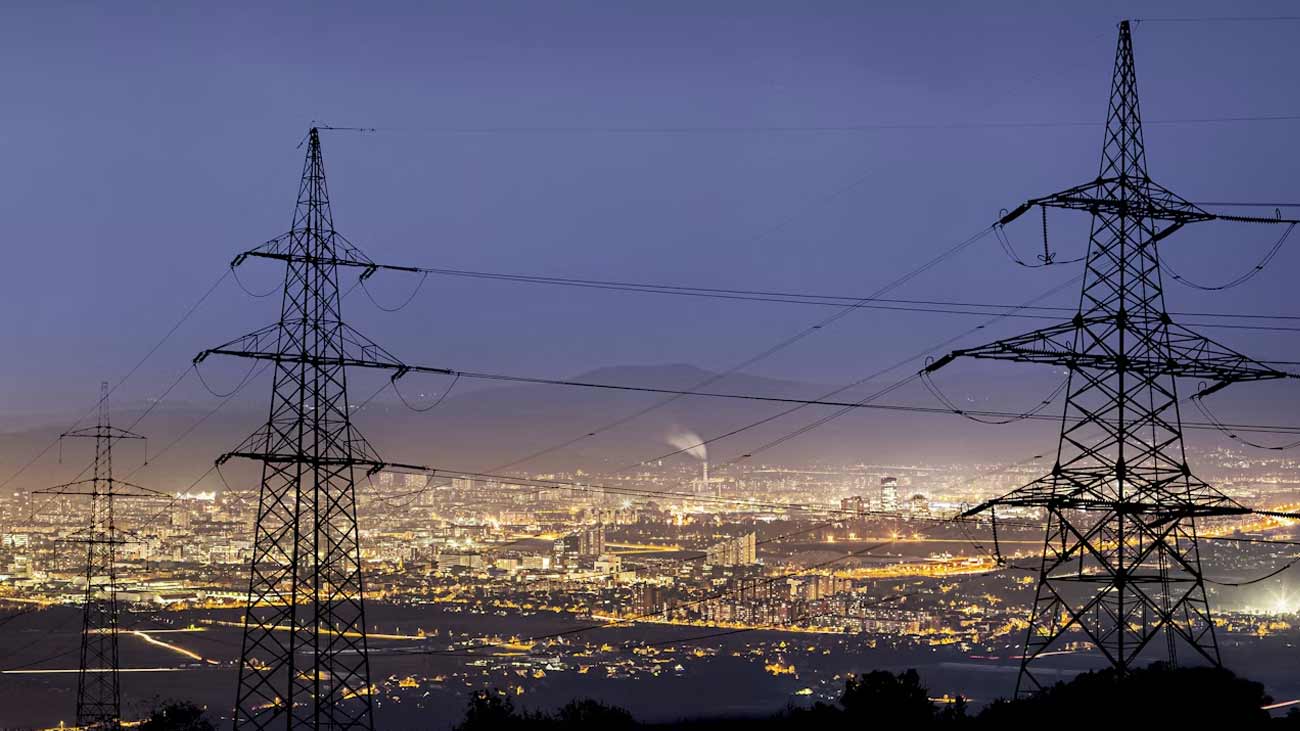 ترجمان پاور ڈویژن نے کہا ہے کہ حکومت عوام کوزیادہ سے زیادہ ریلیف فراہم کرنے کے لئے پُرعزم ہے ،حکومت بجلی صارفین کو 46 ارب 56 کروڑ روپے کا بڑا ریلیف فراہم کر چکی ہے۔