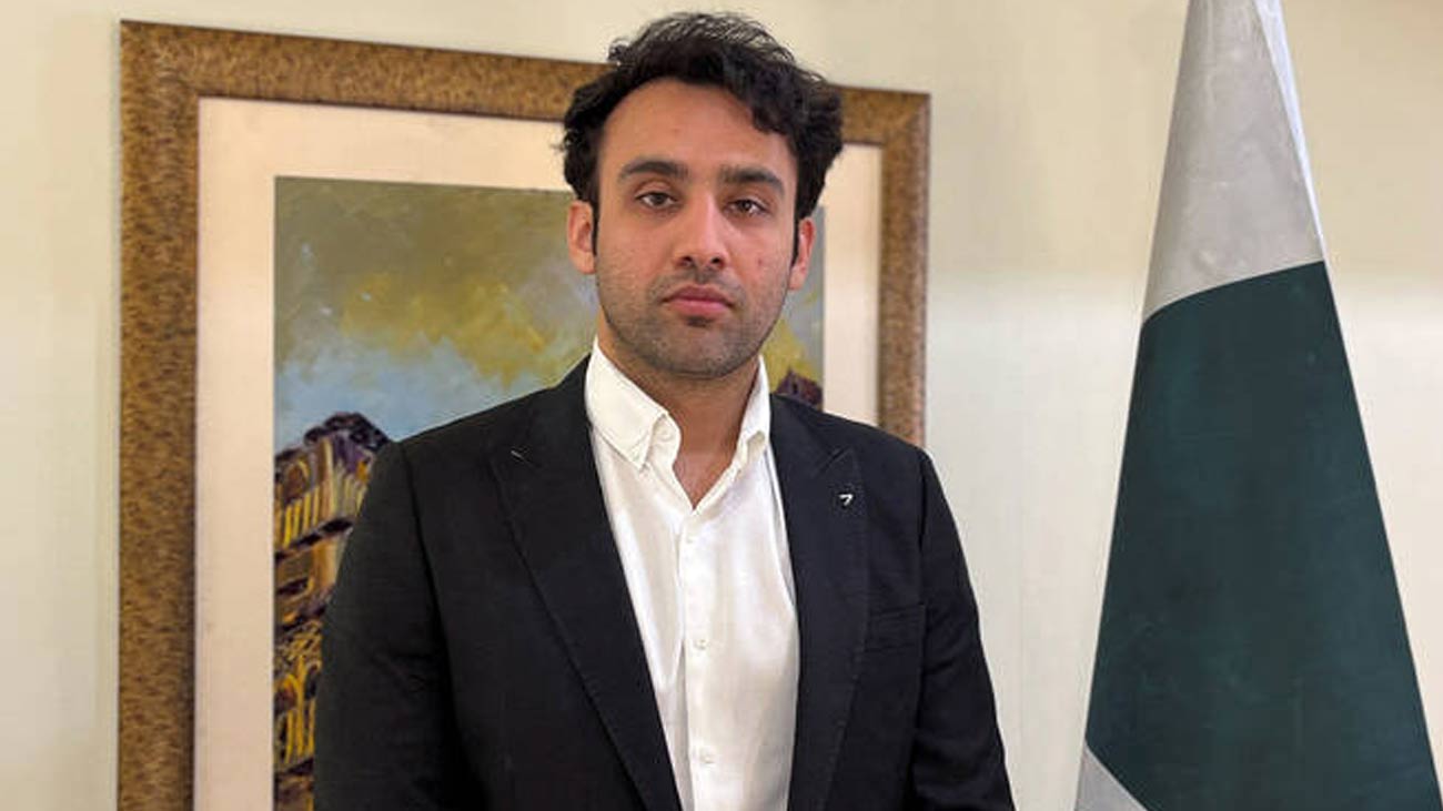 بلال بن ثاقب نے اے آئی ایجنٹس کی ٹیم تیار کرلی، فری لانسرز کو خبردار کر دیا
