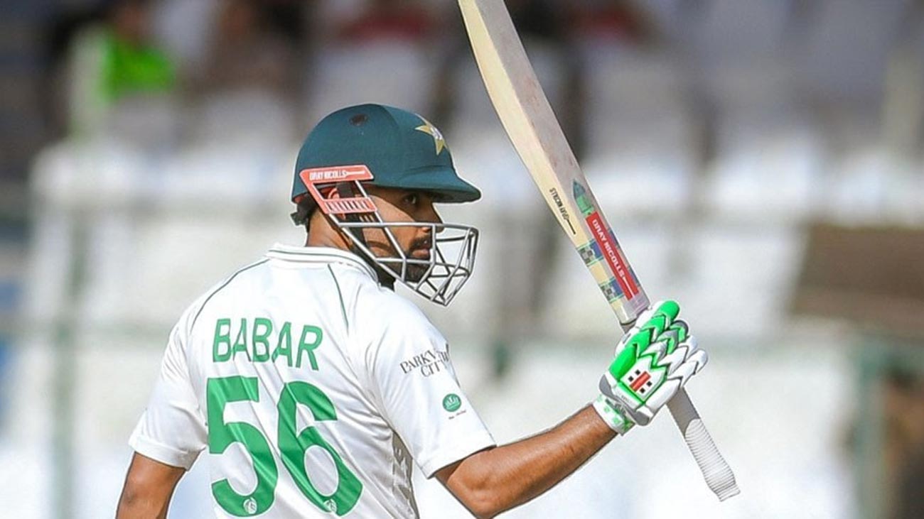 قومی کرکٹ ٹیم کے مایہ ناز بلے باز بابر اعظم انجری کے باعث بنگلہ دیش کے خلاف پہلے ٹیسٹ میچ سے باہر ہو گئے۔