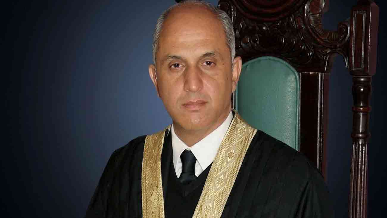 Justice Mohsin Akhtar Kayani Resigns