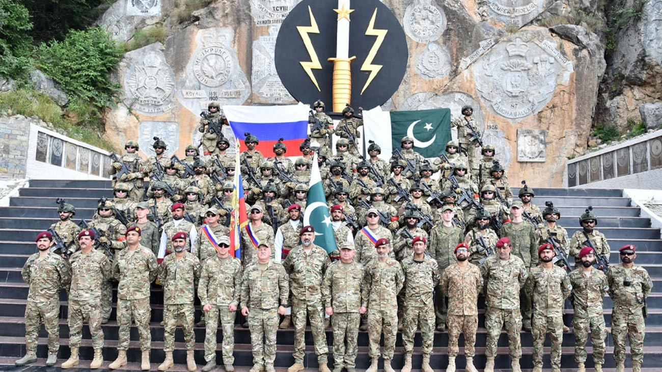 پاک روس مشترکہ مشق دروزبہ 9 اور پاک عمان مشترکہ مشق وشاق الجبل 2 آج شروع /فائل فوٹو