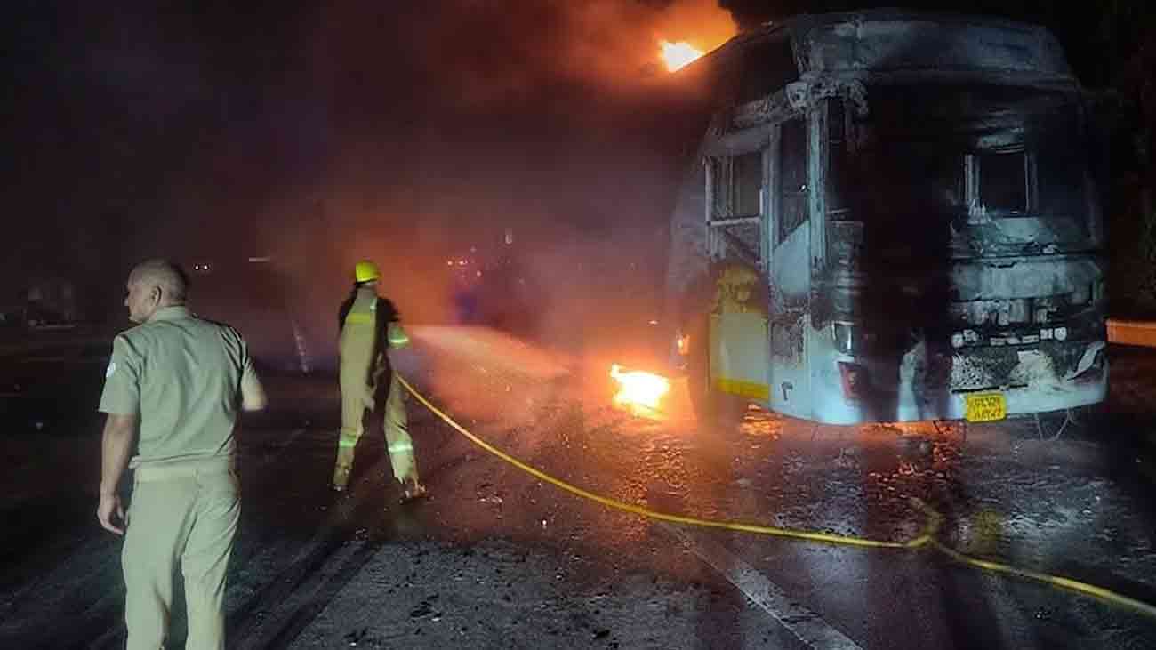 Yamuna Expressway Bus Fire
