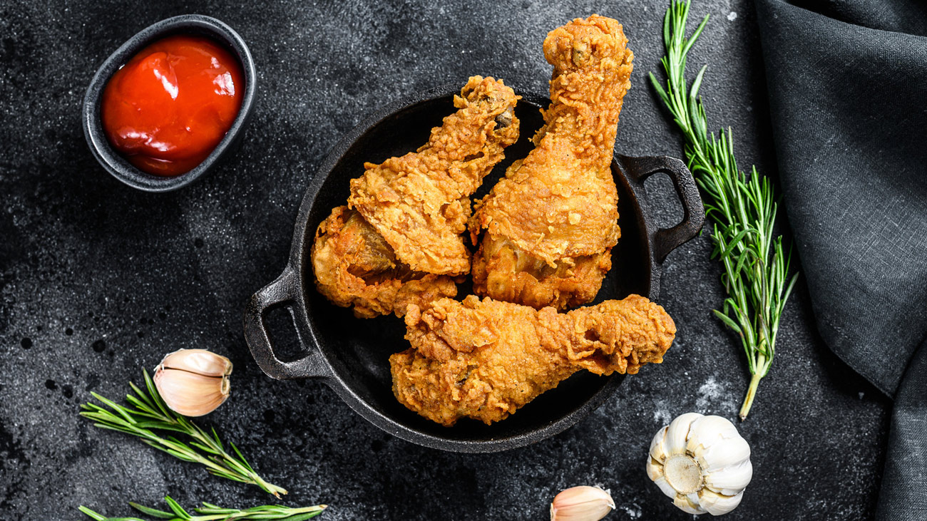 کرسپی چکن ڈرم اسٹکس (افطار کے لیے مزیدار ریسپی)