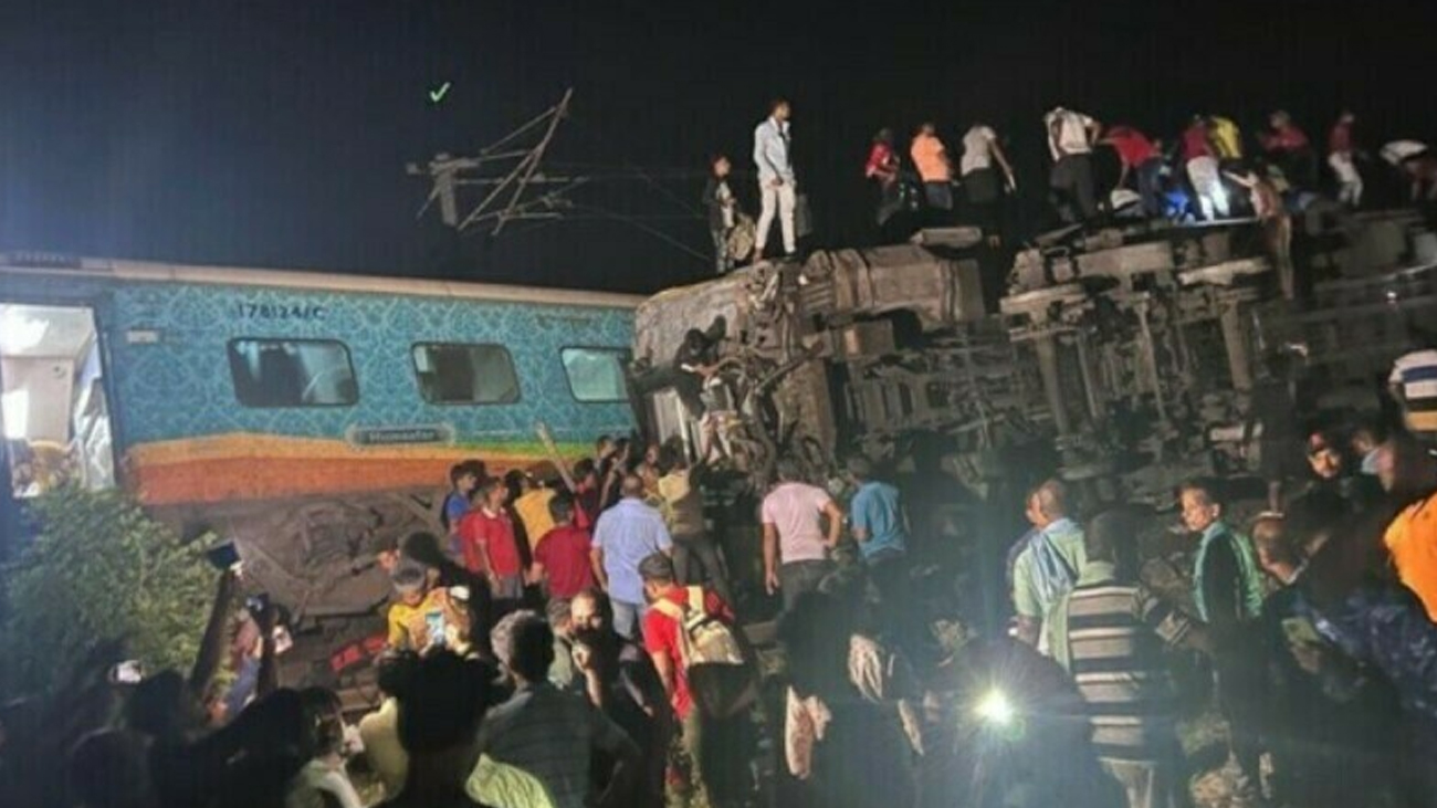 train-accident-india, 200 died