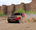 چولستان کے صحرا میں دھول اڑاتی گاڑیوں کے مقابلے جاری