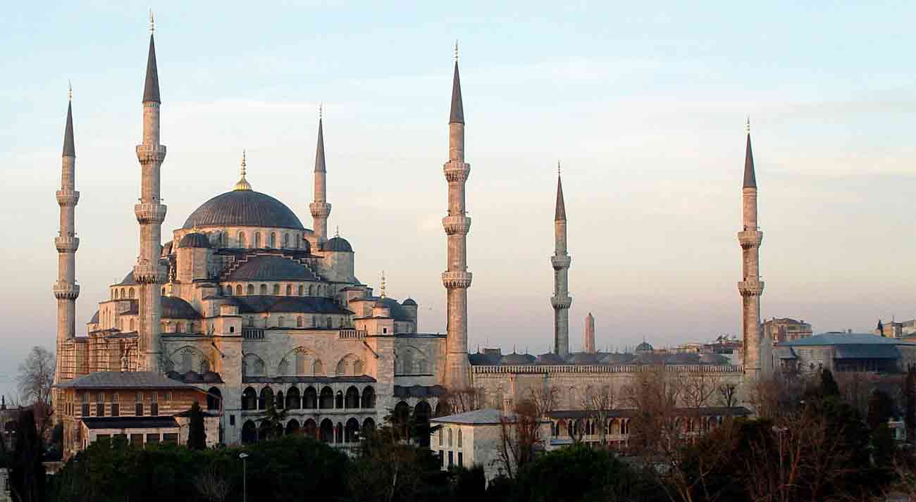 Sultan-Ahmad-Mosque